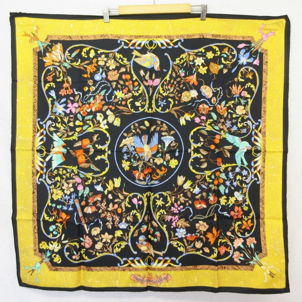 HERMES Pierres d'ORiENT et d'OCCiDENT Carre 90 Silk Scarf, Black, Women's